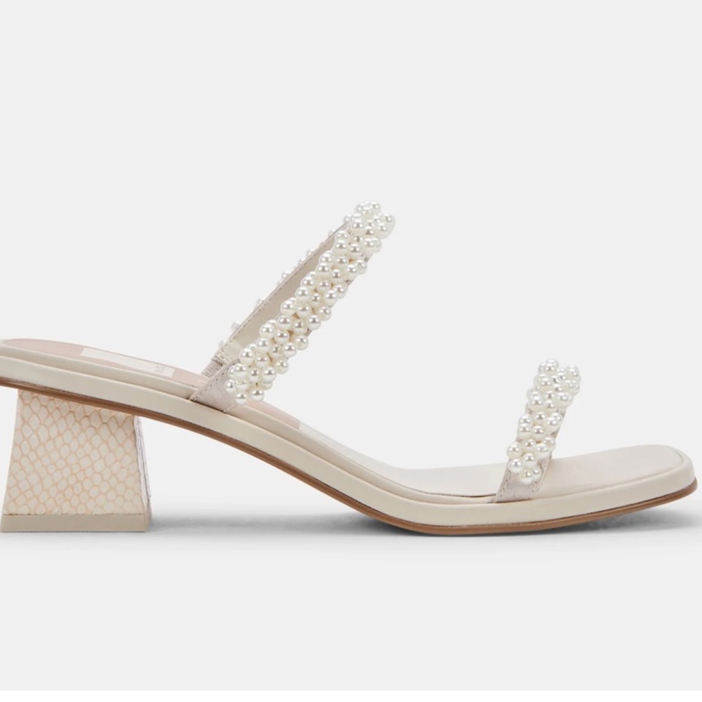 Never Worn Dolce Vita River Pearl Heels